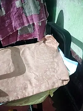 Snapshot of Ralisha_Rani chatting on November 27, 2:02 am Ralisha Rani online show from November 27, 2:02 am