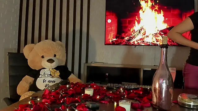 kiim taaylor online show from February 16, 12:52 am