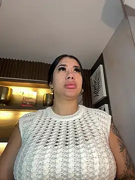 kiim taaylor online show from March 2, 12:11 pm