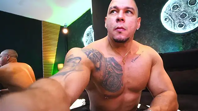 MassimoWalton2 online show from October 1, 1:22 am