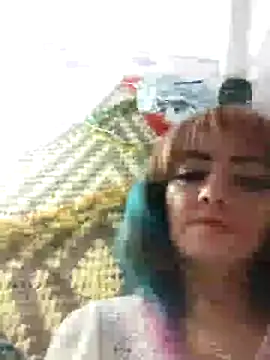 Snapshot of SweetLeila40 chatting on January 1, 2:30 am SweetLeila40 online show from January 1, 2:30 am