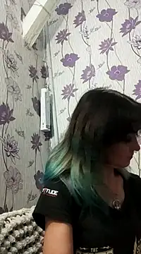 Snapshot of SweetLeila40 chatting on February 27, 12:54 am SweetLeila40 online show from February 27, 12:54 am