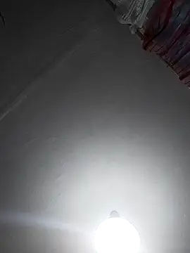 SweetLeila40 online show from April 8, 5:35 pm