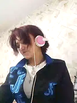 SweetLeila40 online show from April 21, 1:42 am