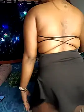 Snapshot of Hot_Urvi chatting on November 10, 9:14 pm Hot Urvi online show from November 10, 9:14 pm