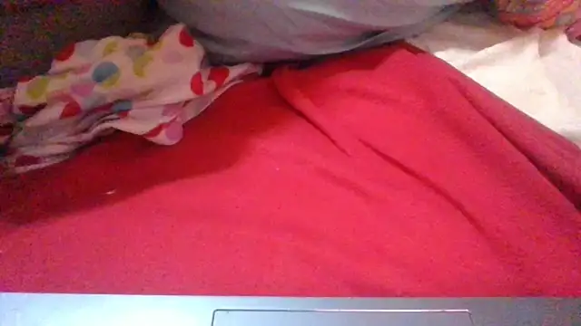 Snapshot of maria38xxx chatting on January 11, 1:37 am maria38xxx online show from January 11, 1:37 am