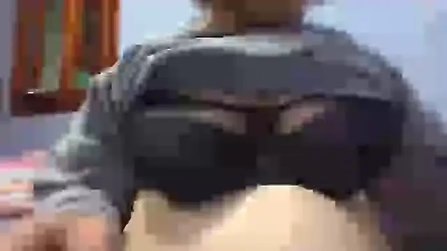 Snapshot of maria38xxx chatting on March 2, 7:32 am maria38xxx online show from March 2, 7:32 am