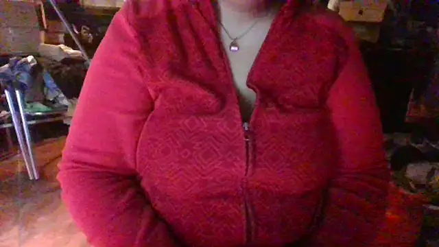 Snapshot of maria38xxx chatting on October 1, 6:36 pm maria38xxx online show from October 1, 6:36 pm