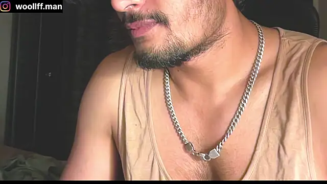 Snapshot of dickpois0n chatting on December 19, 6:12 pm dickpois0n online show from December 19, 6:12 pm