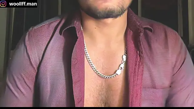 Snapshot of dickpois0n chatting on February 1, 7:13 pm dickpois0n online show from February 1, 7:13 pm