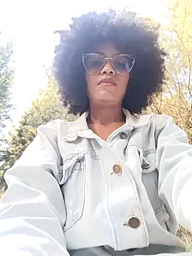 Snapshot of BlairSamy chatting on December 4, 9:57 pm BlairSamy online show from December 4, 9:57 pm