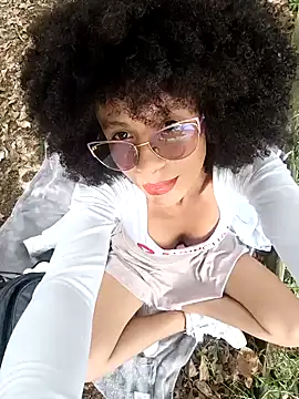 Snapshot of BlairSamy chatting on December 11, 6:42 pm BlairSamy online show from December 11, 6:42 pm