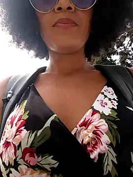 Snapshot of BlairSamy chatting on December 13, 4:49 pm BlairSamy online show from December 13, 4:49 pm