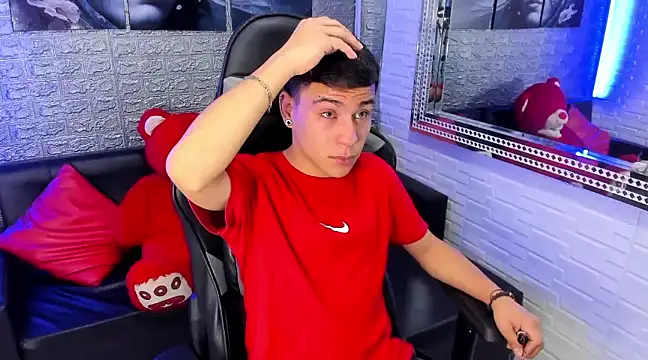 Snapshot of salvadorgomezx chatting on January 10, 8:04 pm salvadorgomezx online show from January 10, 8:04 pm