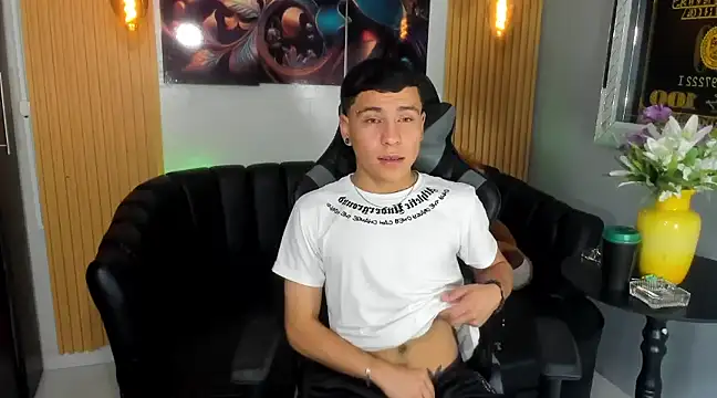 Snapshot of salvadorgomezx chatting on January 22, 9:10 pm salvadorgomezx online show from January 22, 9:10 pm