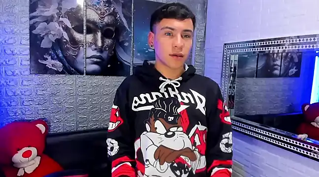 Snapshot of salvadorgomezx chatting on February 7, 9:37 am salvadorgomezx online show from February 7, 9:37 am