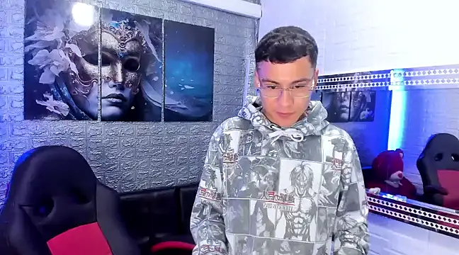 Snapshot of salvadorgomezx chatting on February 19, 12:00 pm salvadorgomezx online show from February 19, 12:00 pm