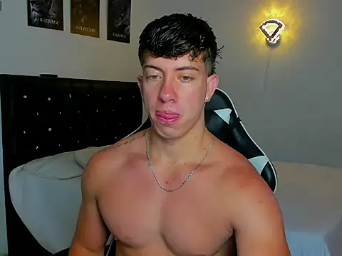 Snapshot of sean_brownx chatting on November 15, 9:17 am sean brownx online show from November 15, 9:17 am