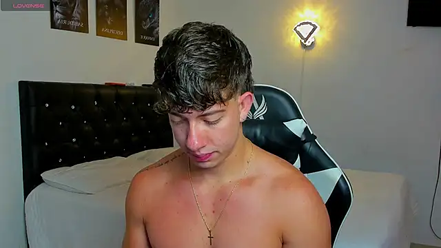 Snapshot of sean_brownx chatting on March 3, 10:21 am sean brownx online show from March 3, 10:21 am