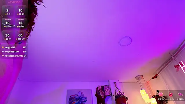 Snapshot of HANNAH_LOVEE chatting on March 8, 6:10 am HANNAH LOVEE online show from March 8, 6:10 am