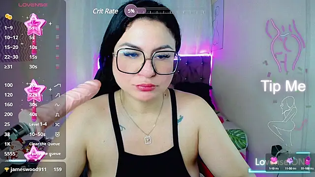 Snapshot of _curvy_latina chatting on January 16, 2:41 pm curvy latina online show from January 16, 2:41 pm