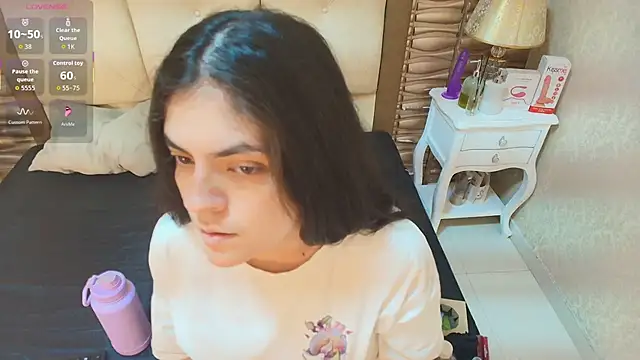 sofiaclauss online show from September 29, 7:40 pm