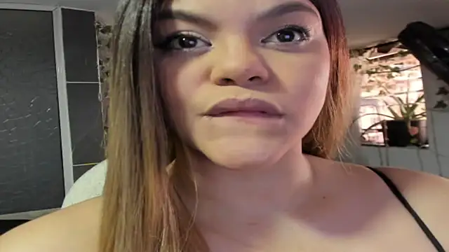 Snapshot of cattleya_campbell chatting on November 13, 6:51 pm cattleya campbell online show from November 13, 6:51 pm