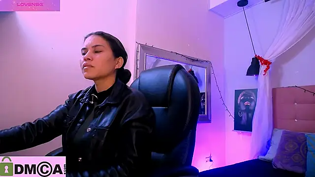 Snapshot of natasha__jackson chatting on January 23, 1:24 pm natasha jackson online show from January 23, 1:24 pm