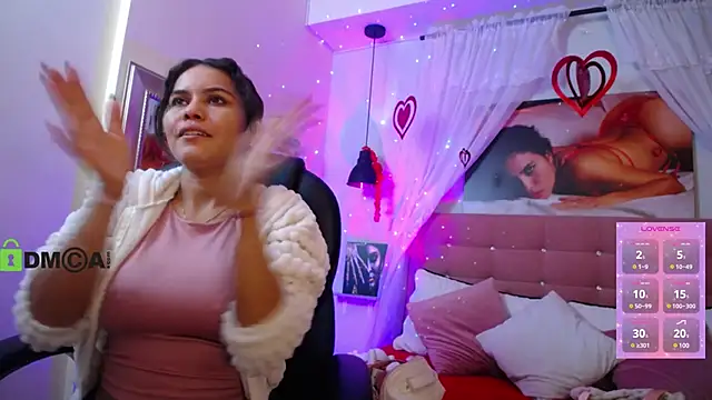 Snapshot of natasha__jackson chatting on February 27, 12:34 pm natasha jackson online show from February 27, 12:34 pm