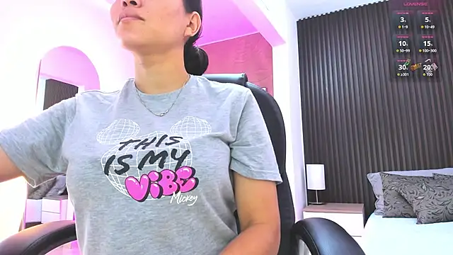 Snapshot of natasha__jackson chatting on November 23, 12:38 pm natasha jackson online show from November 23, 12:38 pm