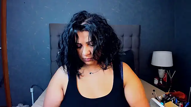 AmyCubes online show from October 20, 4:02 am