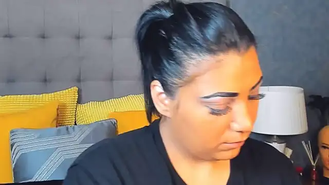 AmyCubes online show from February 19, 4:08 am