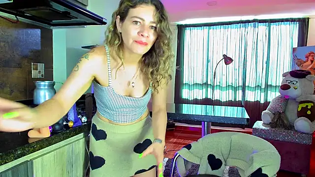 oriana thomson2 online show from January 21, 2:26 pm