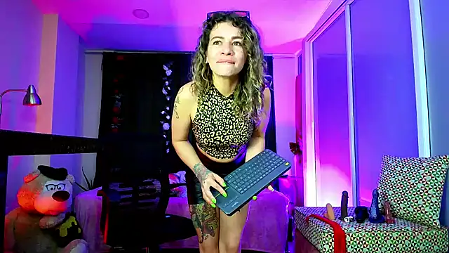 oriana thomson2 online show from February 10, 8:42 am