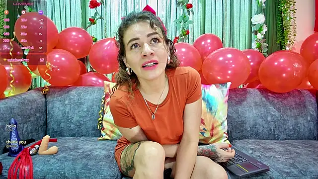 oriana thomson2 online show from March 18, 9:10 pm