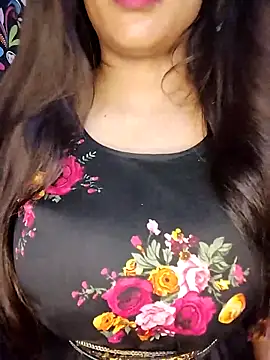 Sreya213 online show from February 24, 6:28 pm