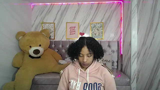 Violeth b online show from September 19, 12:50 pm