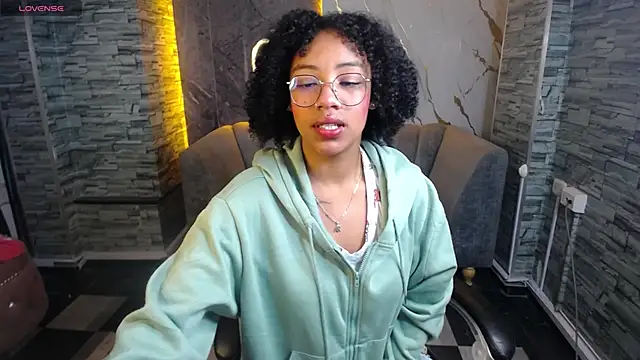 Violeth b online show from October 9, 12:47 pm