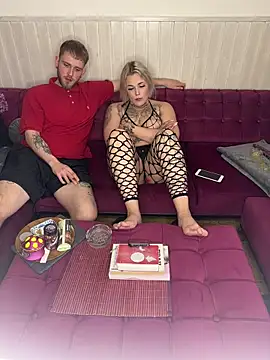 elina may online show from March 8, 4:06 pm