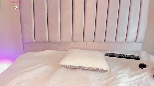 nastyalvanova online show from February 15, 5:30 am