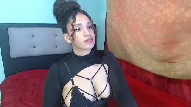 Snapshot of kalipso_n-jones chatting on February 10, 2:48 pm kalipso n-jones online show from February 10, 2:48 pm