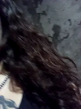 lucylovles online show from February 12, 5:58 am