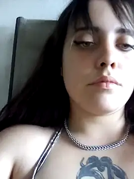 lucylovles online show from February 23, 1:32 pm