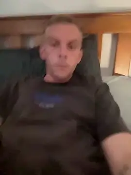 aus guy93 online show from November 13, 1:26 am