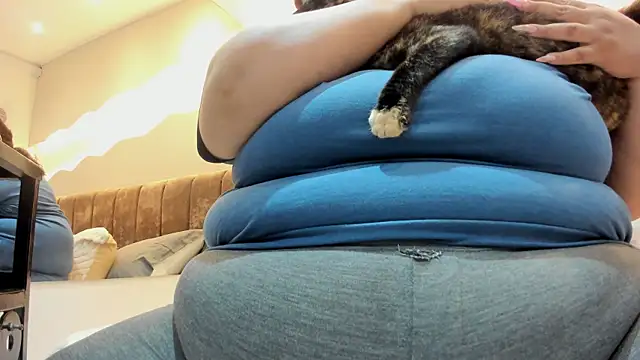 Alisson am online show from November 21, 11:20 am