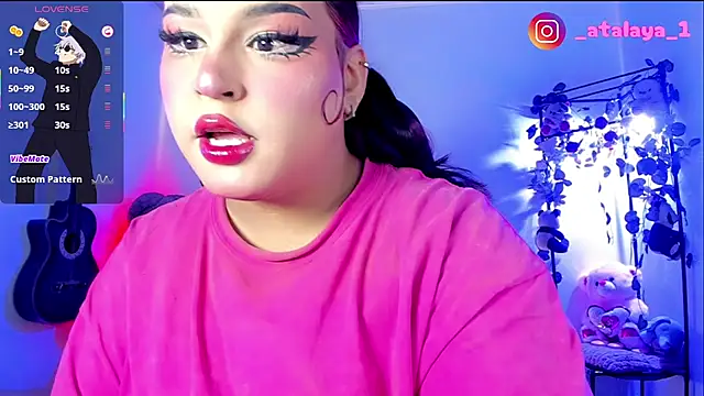 Snapshot of _atalaya_ chatting on November 27, 10:39 am atalaya online show from November 27, 10:39 am