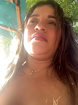 perlita05 online show from September 27, 8:47 pm