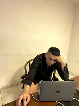 ShaoZian 1 online show from October 18, 1:56 pm