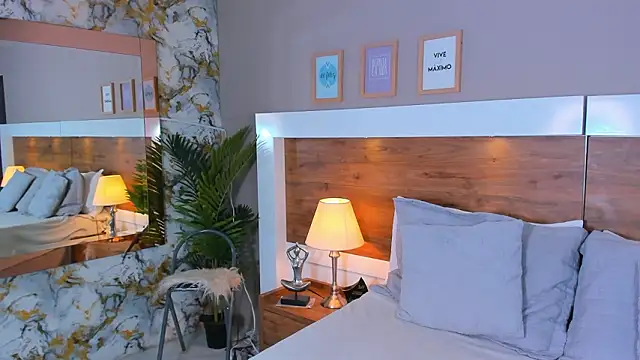 EmaBakker online show from February 26, 5:17 am