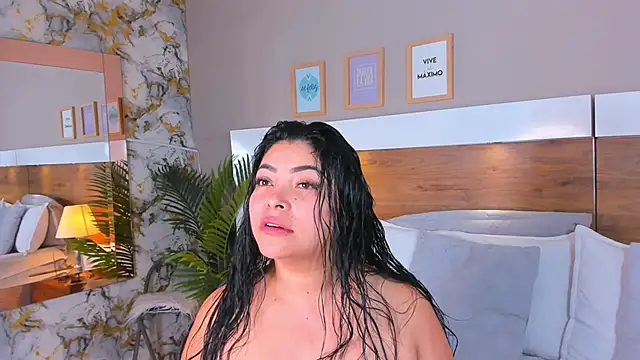 EmaBakker online show from March 12, 9:48 am